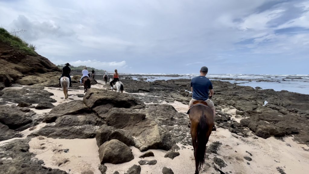 Guti Tours