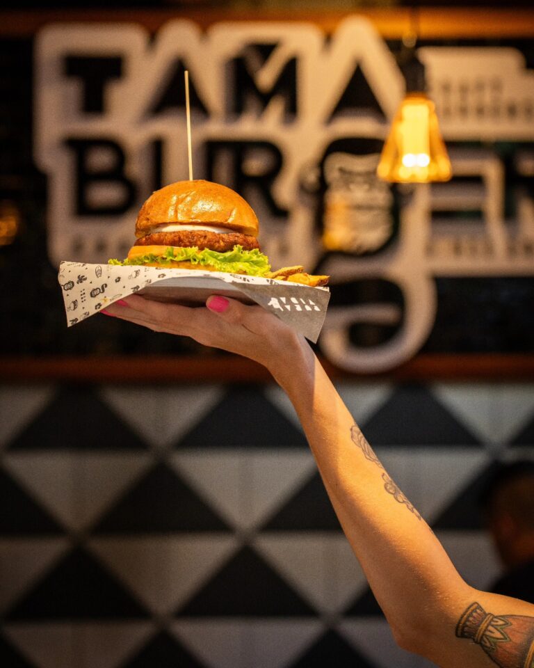 508766037 1369680024602802 1238896863408214207 n 768x960