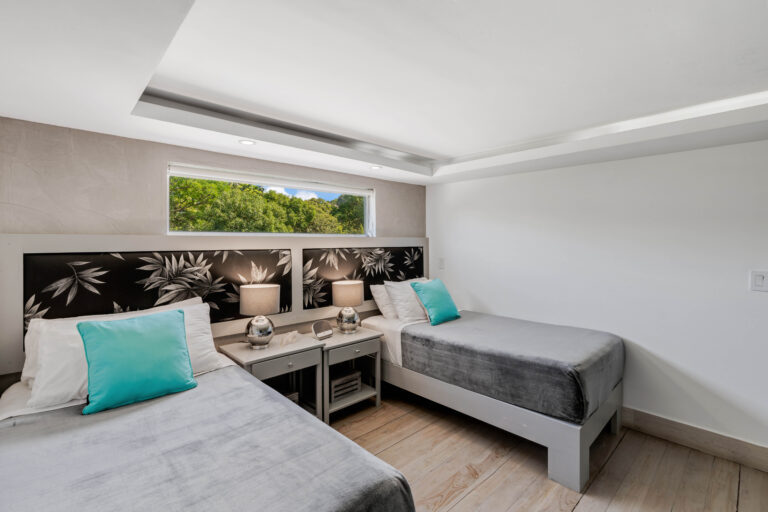 Iguana Surf Hotel 22 768x512