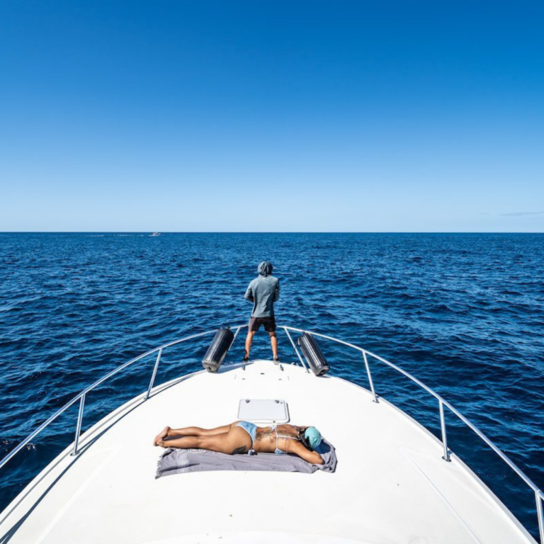 fishing chilling 768x768