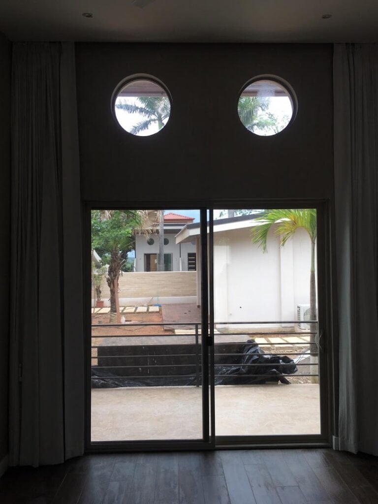 01 guanaa furniture store 768x1024