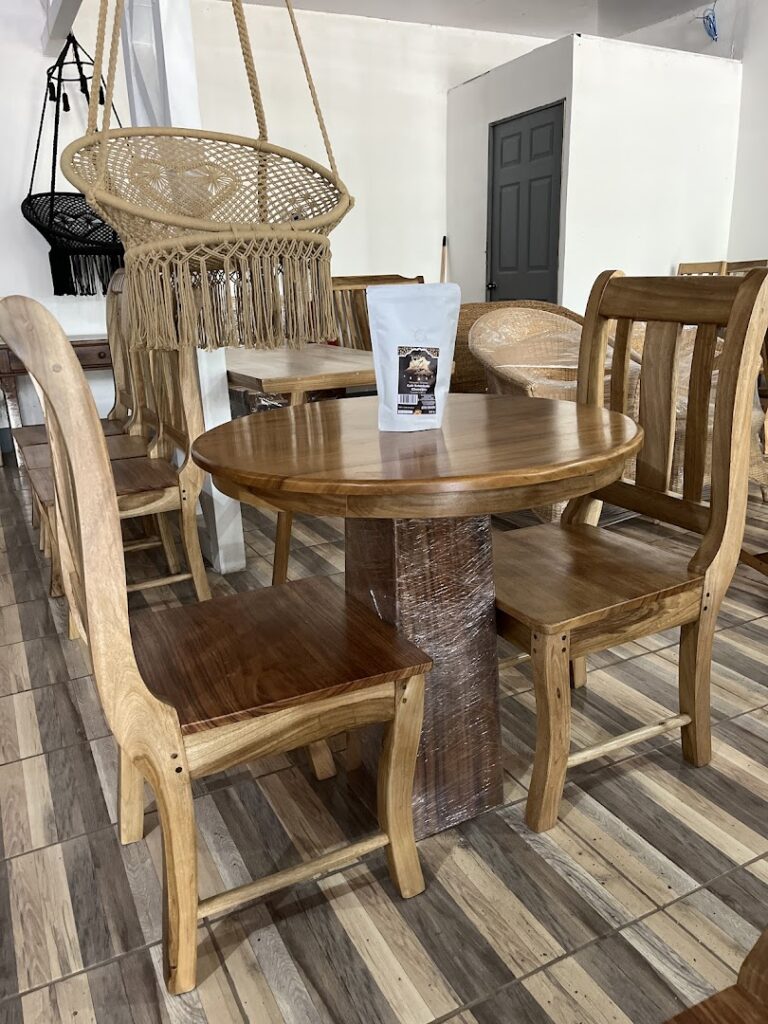 03 artesanias elton 768x1024