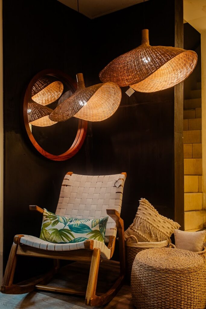 03 guanaa furniture store 683x1024