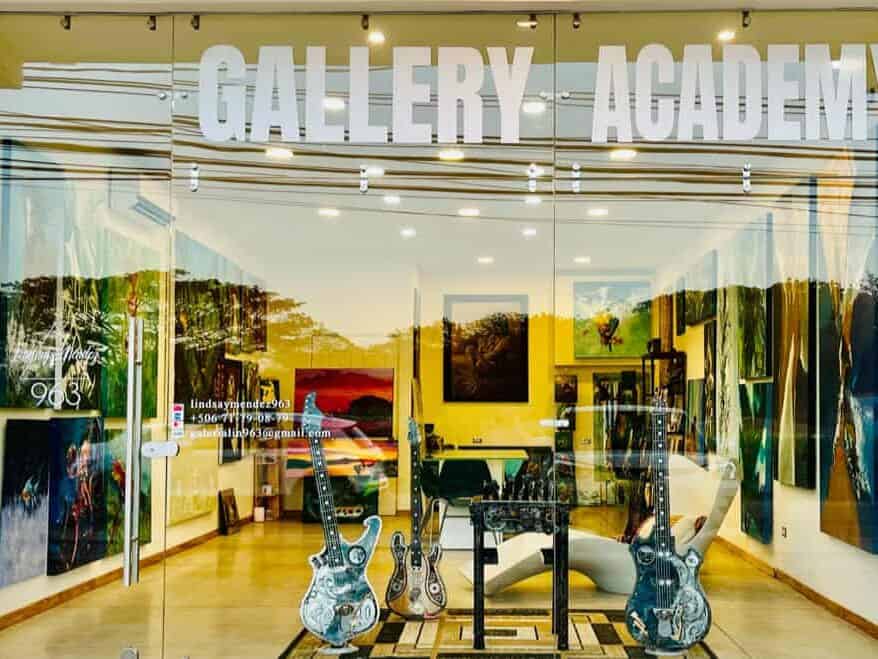 Art Gallery Academy Lindsay Méndez in Tamarindo, Costa Rica