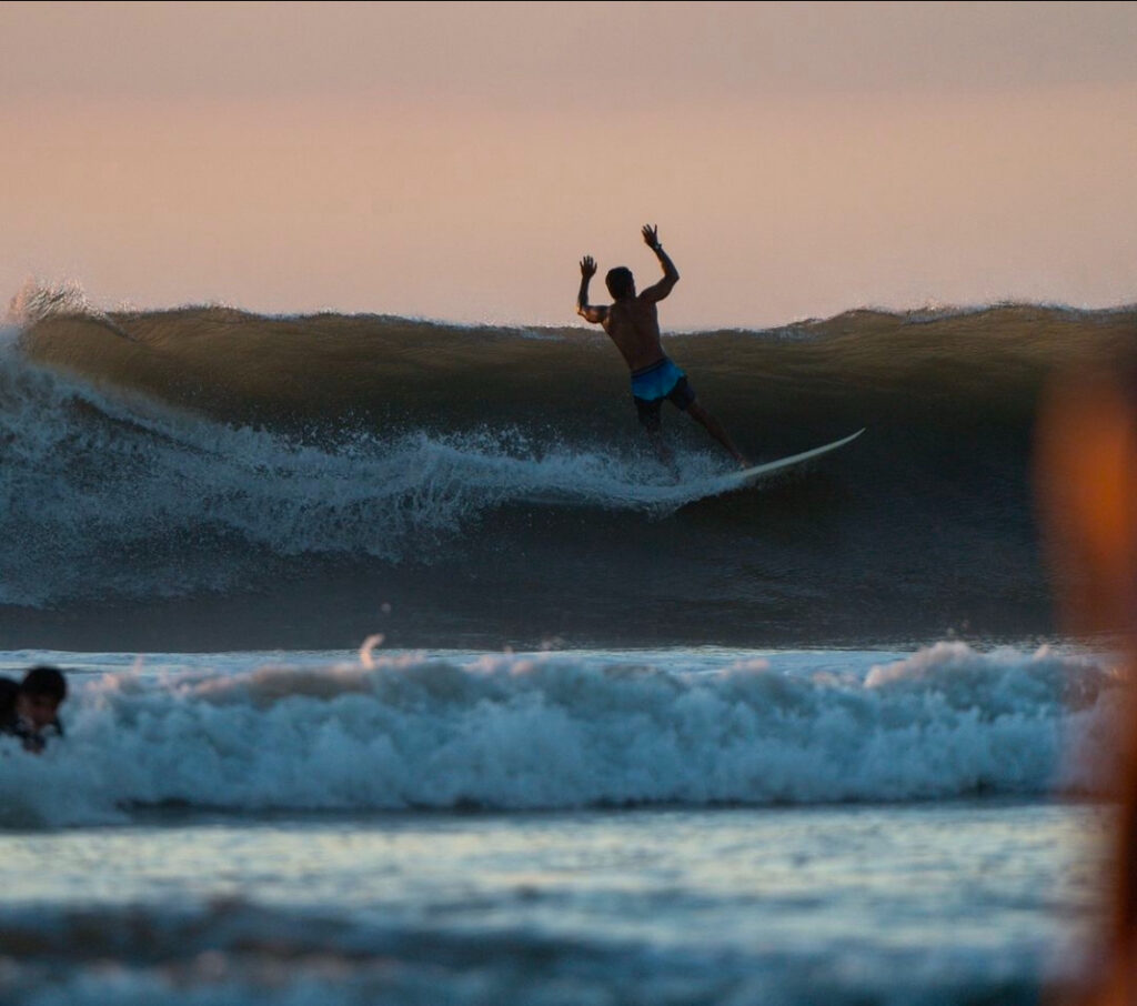dr surf tamarindo 4 1 1024x906