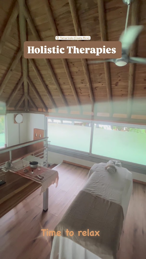 holistic therapist massage mayra cortela 4 1