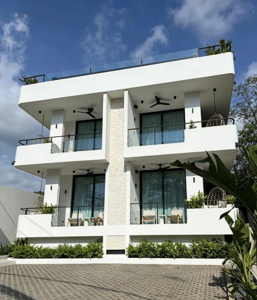 hotel exterior facade 880x1024