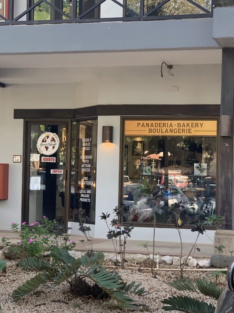 pan del mundo artisanal bakery 4 1 768x1024