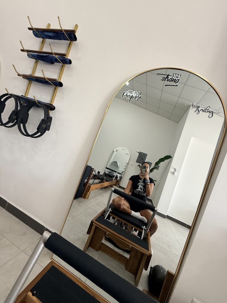 pura vida pilates studio tamarindo reformer mat 5 1 768x1024