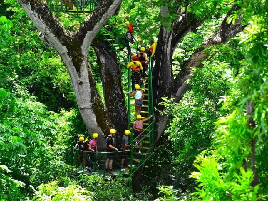 Skyline Canopy Tour in Tamarindo, Costa Rica