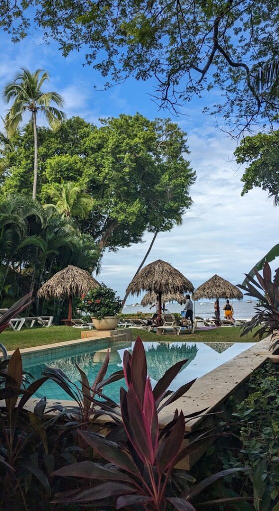 sound bath therapy experience in tamarindo 4 1 560x1024